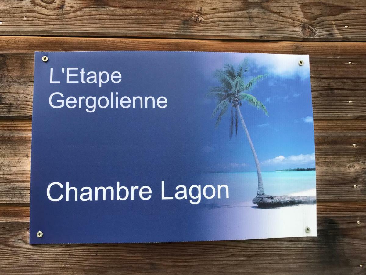 Le Lagon Jargeau Exteriör bild